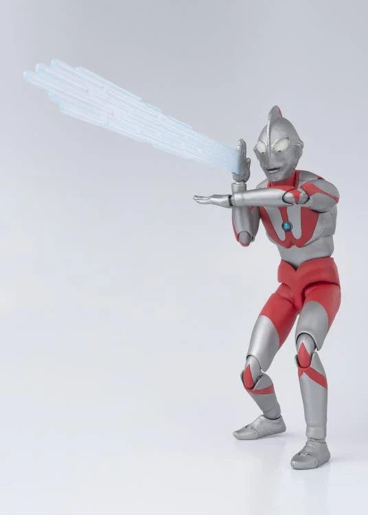 Ultraman S.H.Figuarts Ultraman (A Type) shooting beam pose