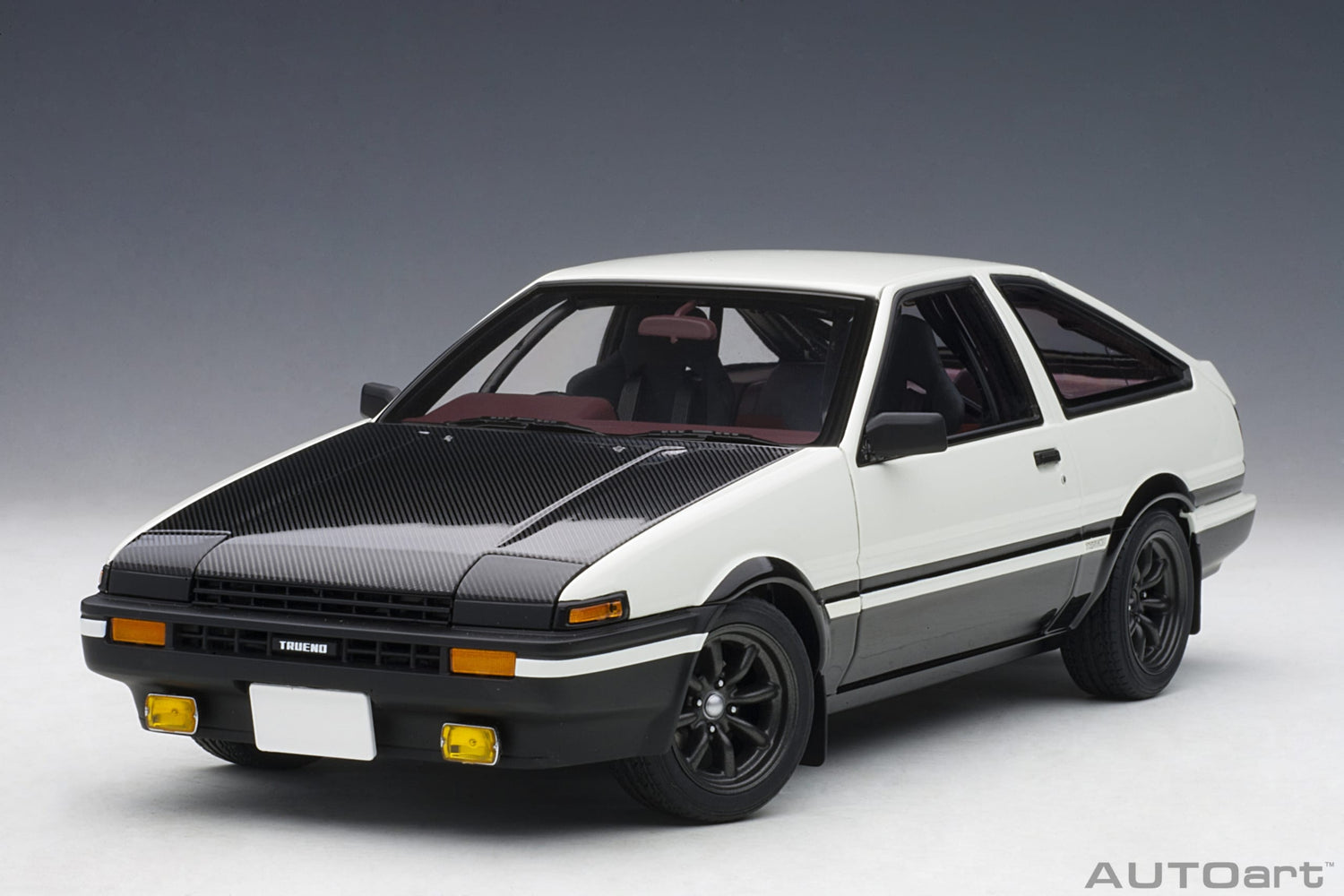 AUTOart Toyota Sprinter Trueno (AE86) "Initial D" Project D Final Version 1:18