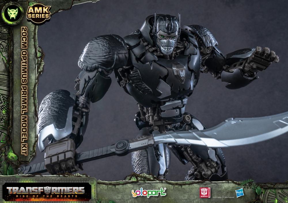 Transformers: Rise of the Beasts Optimus Primal Advanced Model Kit holding double sword