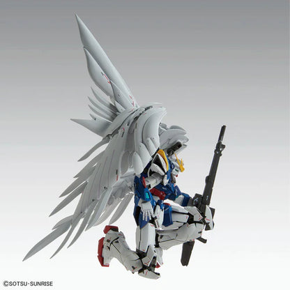 Bandai Hobby Gundam Wing Wing Gundam Zero Custom (Ver. Ka) EW 1/100 - Master Grade