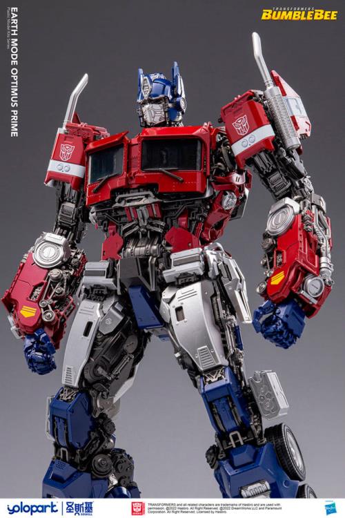 Transformers: Bumblebee Earth Mode Optimus Prime Model Kit